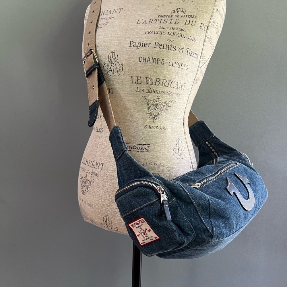 True Religion Boho Crossbody bag Womens Purse DENIM BLUE Shoulder - Picture 4 of 12